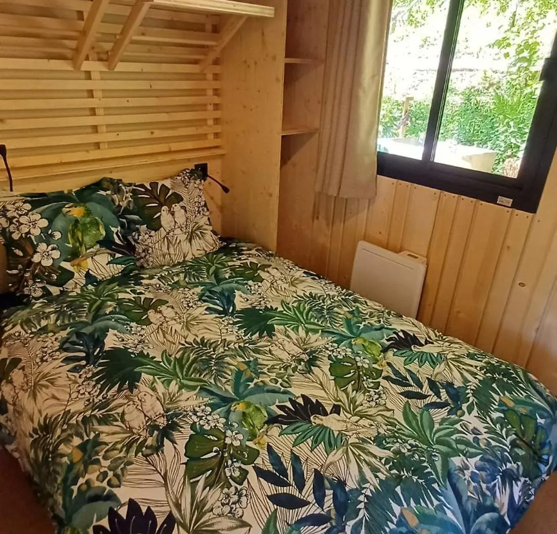 Lodge Premium Pique Poque Aspet 0*,